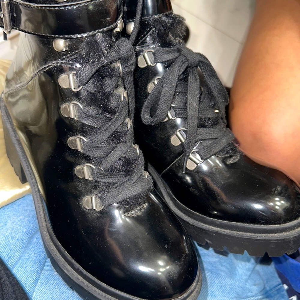 Women Boots